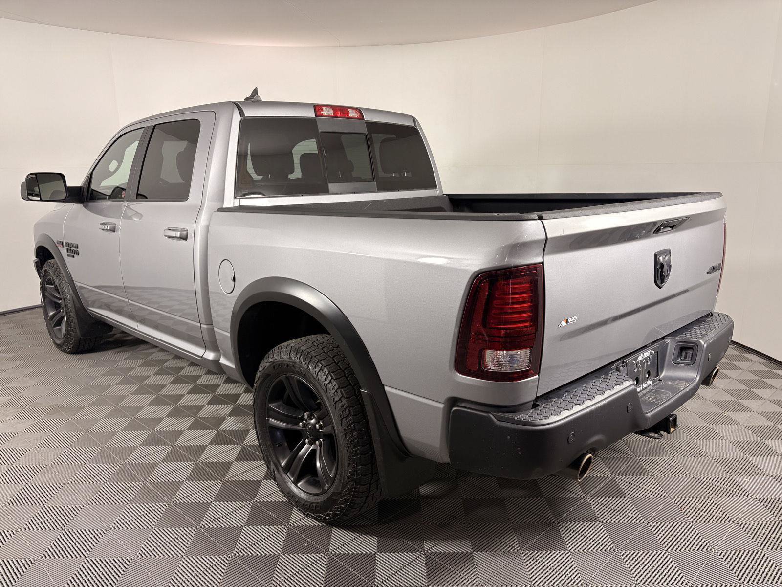 Used 2022 RAM 1500 Classic Warlock AWD/4WD image 3