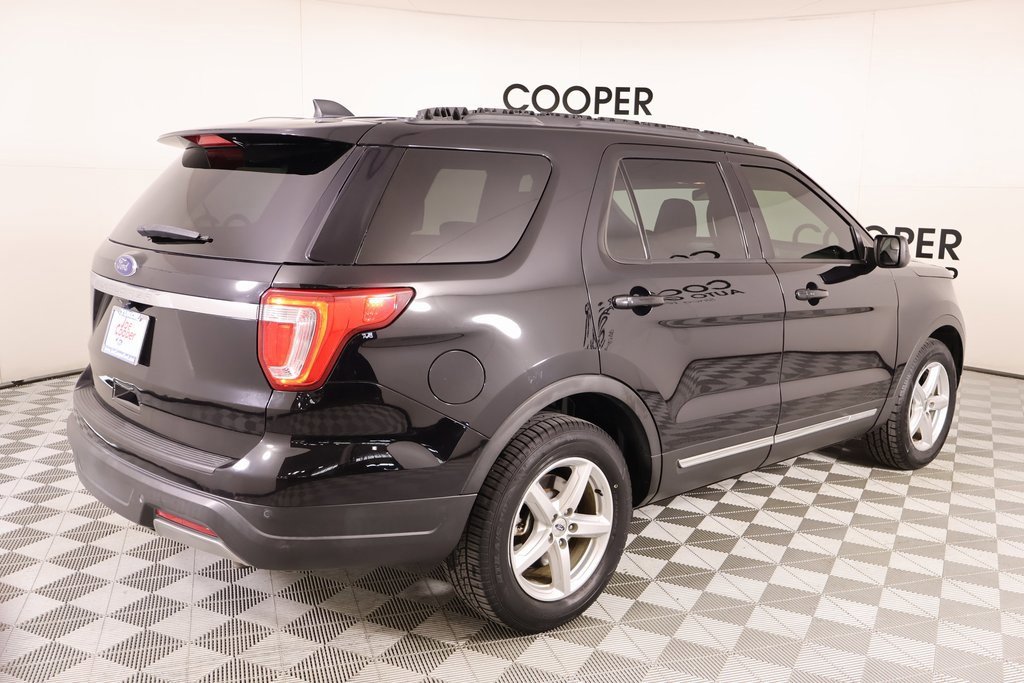 Used 2019 Ford Explorer XLT image 20