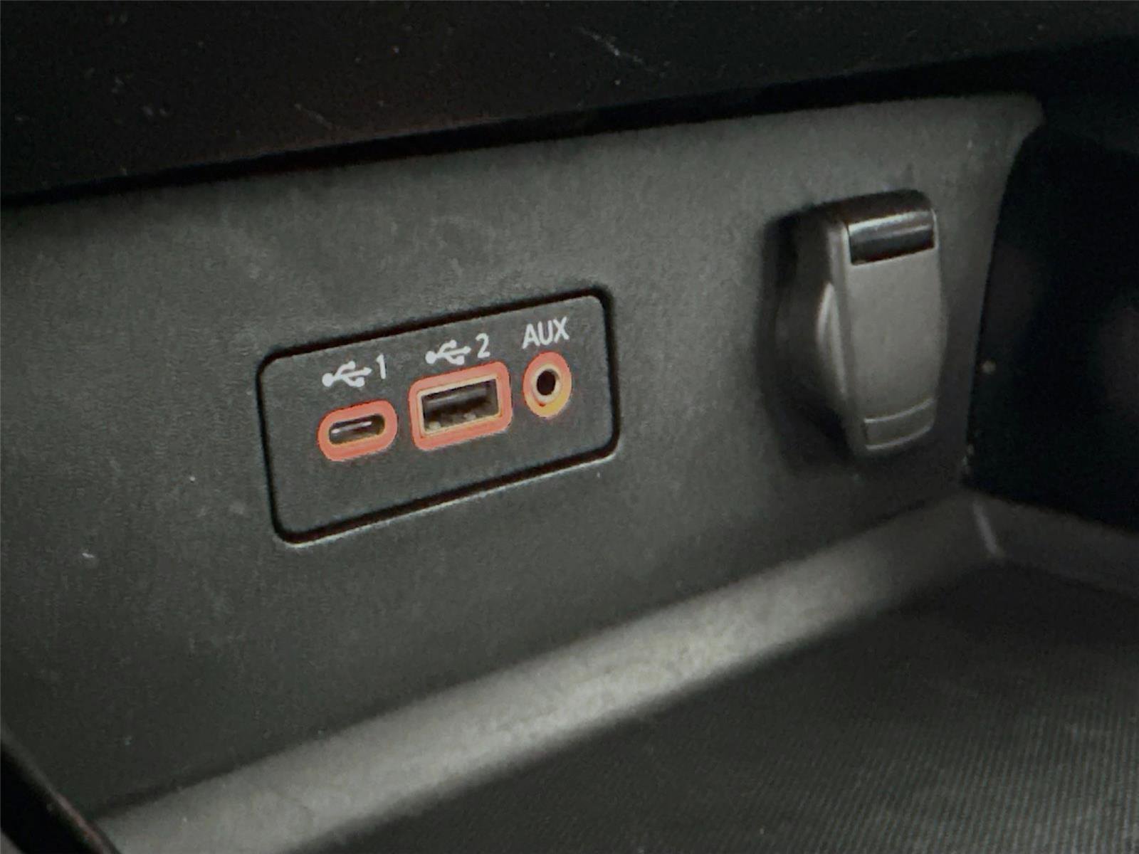 Used 2024 Nissan Altima 2.5 SV image 30