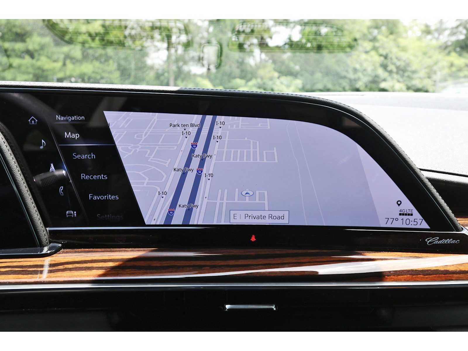 Used 2023 Cadillac Escalade ESV Premium Luxury AWD/4WD image 26