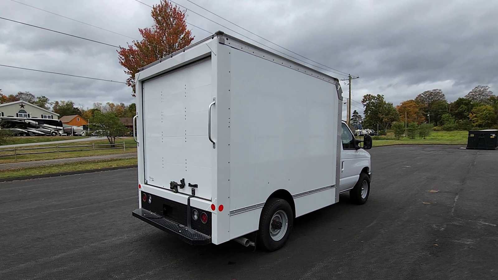 New 2024 Ford E-350 and Econoline 350 Super Duty w/ Power Windows & Locks Group RWD image 8