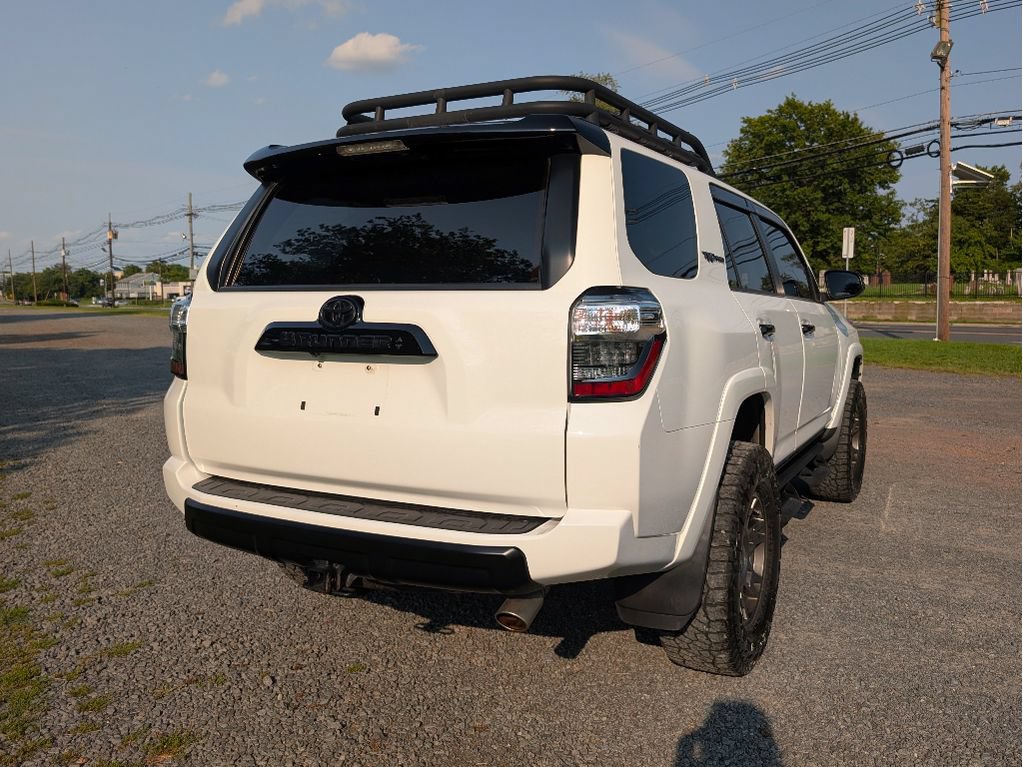 Used 2020 Toyota 4Runner Venture w/ Moonroof Package AWD/4WD image 5