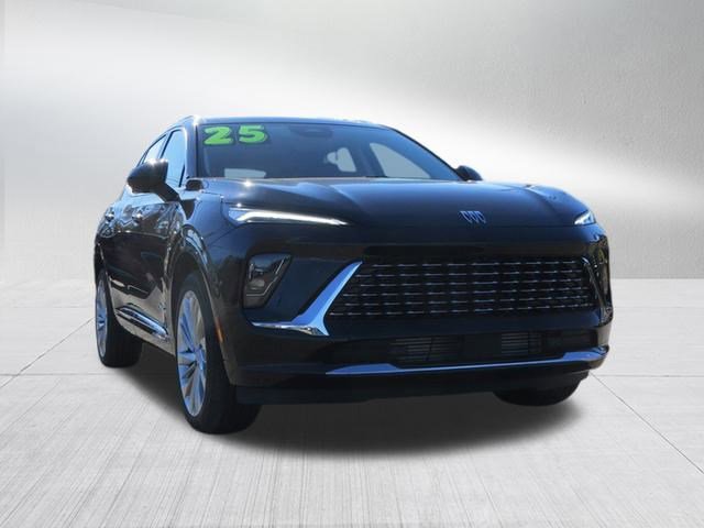 New 2025 Buick Envision Avenir image 9