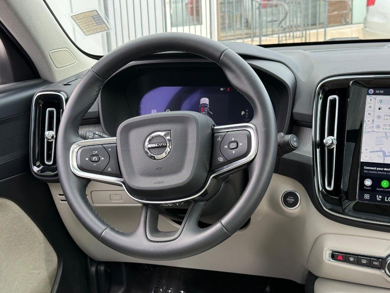 Used 2026 Volvo XC40 B5 Plus AWD/4WD image 13