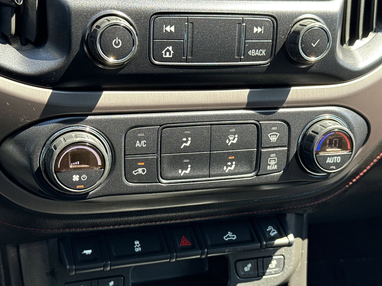 Used 2020 GMC Canyon All Terrain w/ Trailering Package AWD/4WD image 21