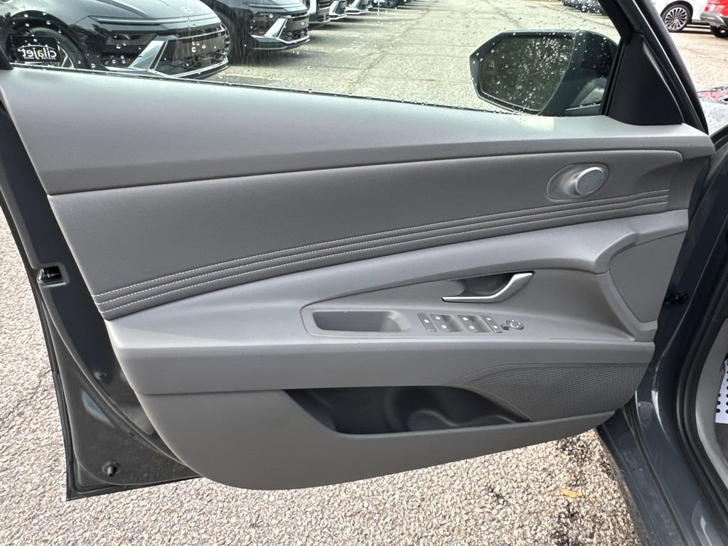 New 2026 Hyundai Elantra Sport image 10