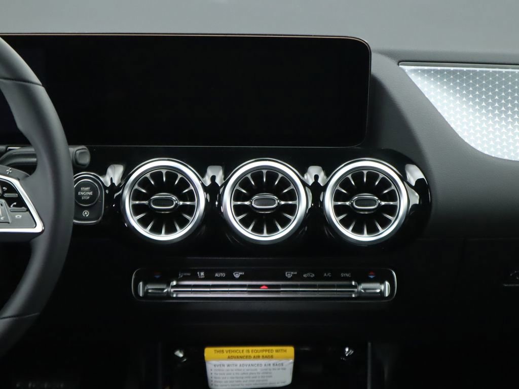 Certified 2025 Mercedes-Benz GLA 250 image 15