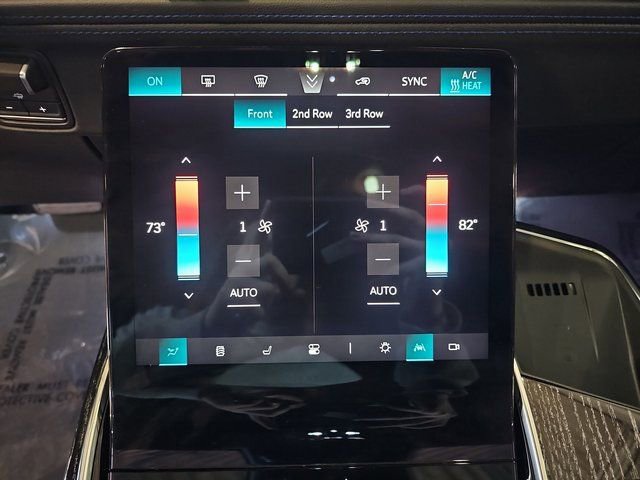 Used 2026 Cadillac Escalade IQ Sport 1 w/ LPO, ONYX Package AWD/4WD image 26