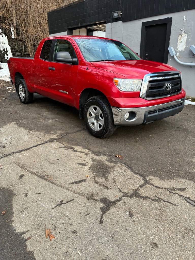 Used 2012 Toyota Tundra 4x4 Double Cab w/ Tow Pkg image 10