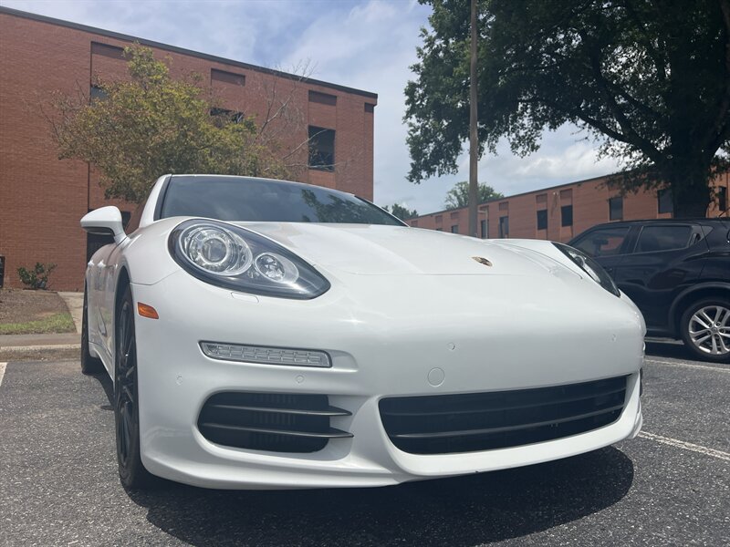 Used 2015 Porsche Panamera image 3