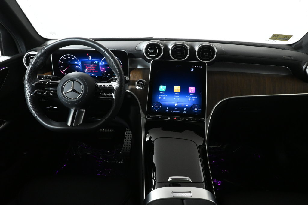 Certified 2026 Mercedes-Benz GLC 300 4MATIC image 17