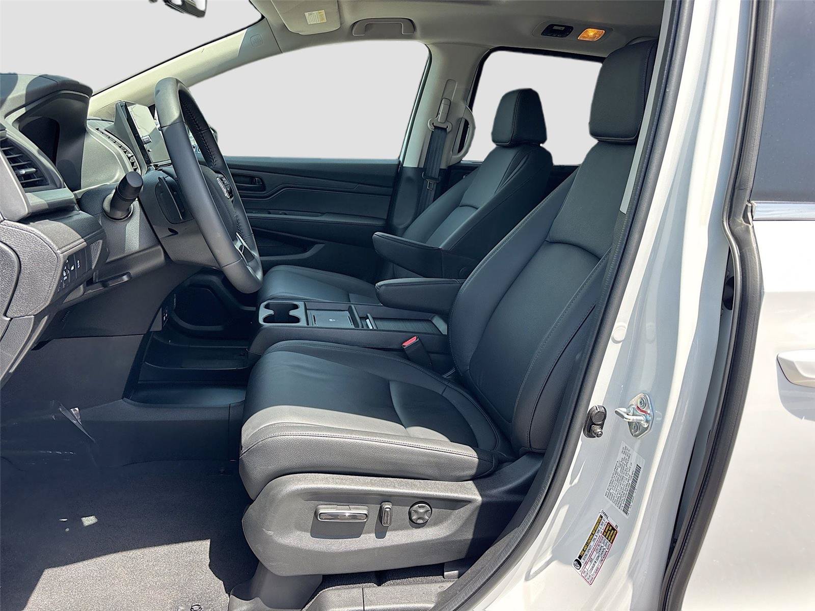 Certified 2026 Honda Odyssey EX-L image 23