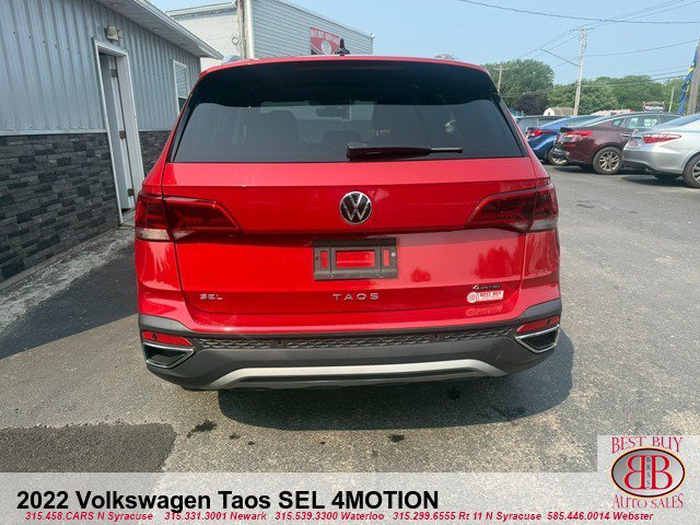 Used 2022 Volkswagen Taos SEL w/ Panoramic Sunroof Package AWD/4WD image 4