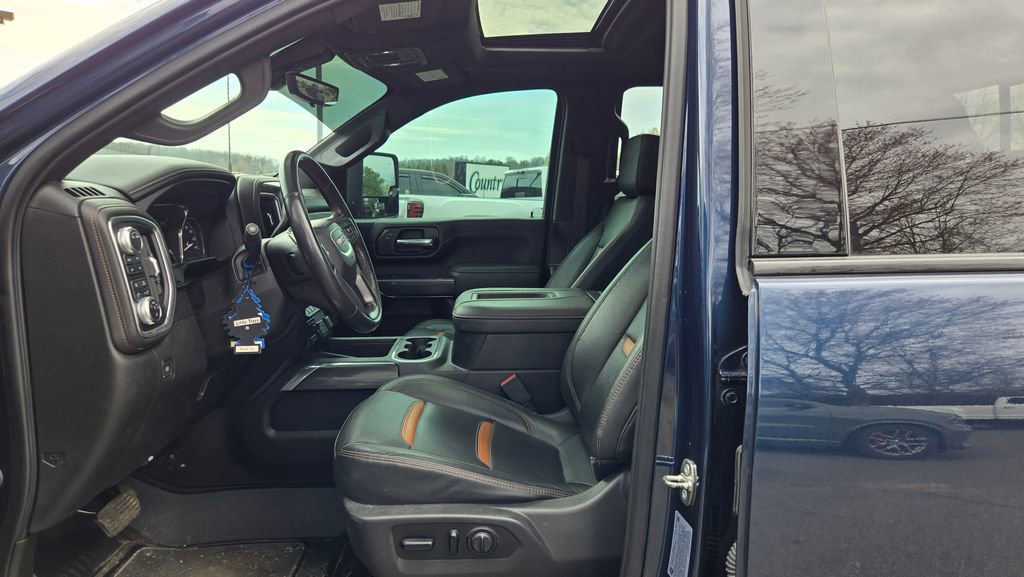 Used 2021 GMC Sierra 2500 AT4 w/ AT4 Premium Plus Package image 14