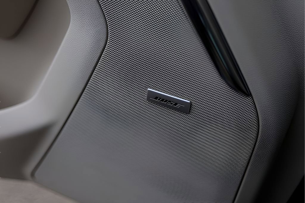 Used 2026 GMC Yukon Denali w/ Denali Reserve Package image 25