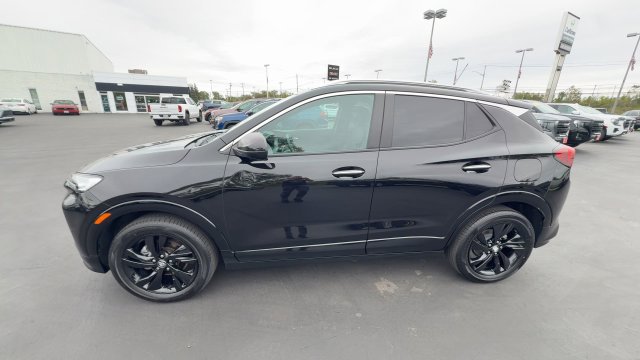 Certified 2024 Buick Encore GX Sport Touring AWD/4WD image 5