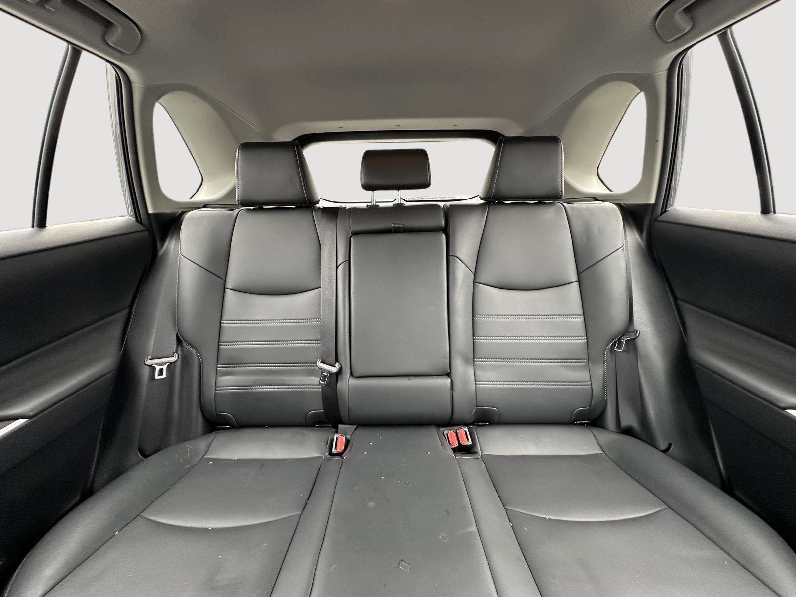 Certified 2020 Toyota RAV4 XLE Premium image 60