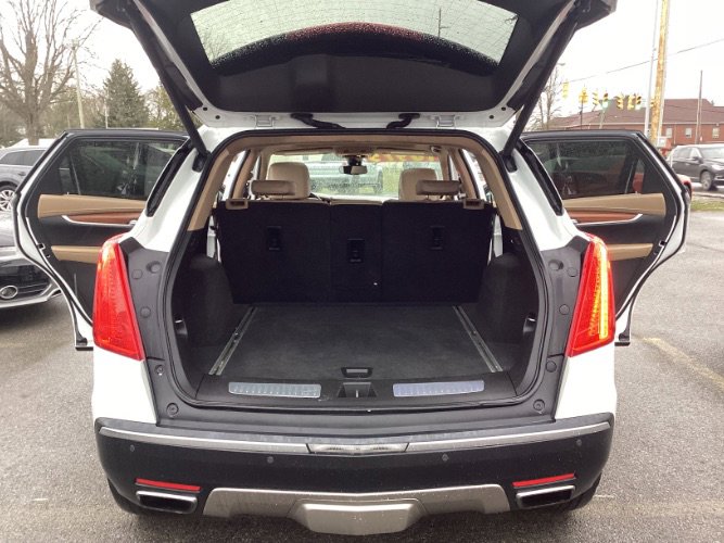 Used 2017 Cadillac XT5 Platinum image 9