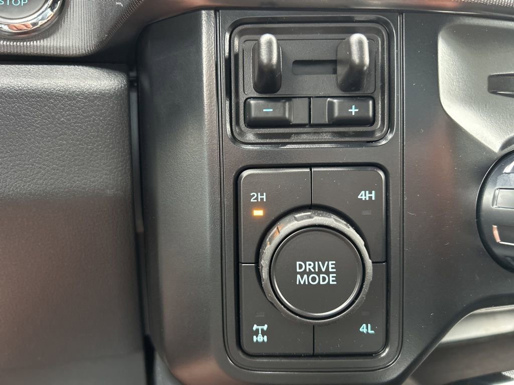 New 2026 Ford F250 Platinum image 24