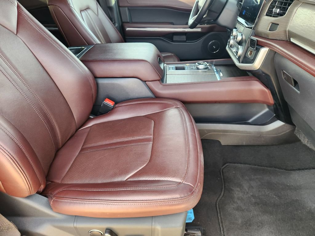 Certified 2024 Ford Expedition Limited image 13
