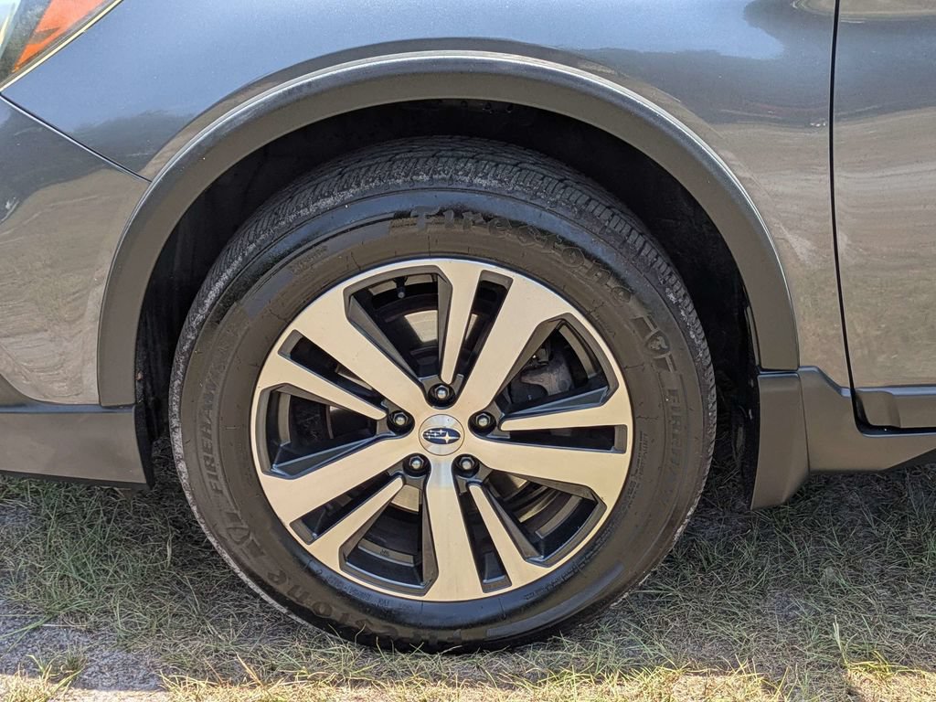 Used 2018 Subaru Outback 2.5i Limited AWD/4WD image 11