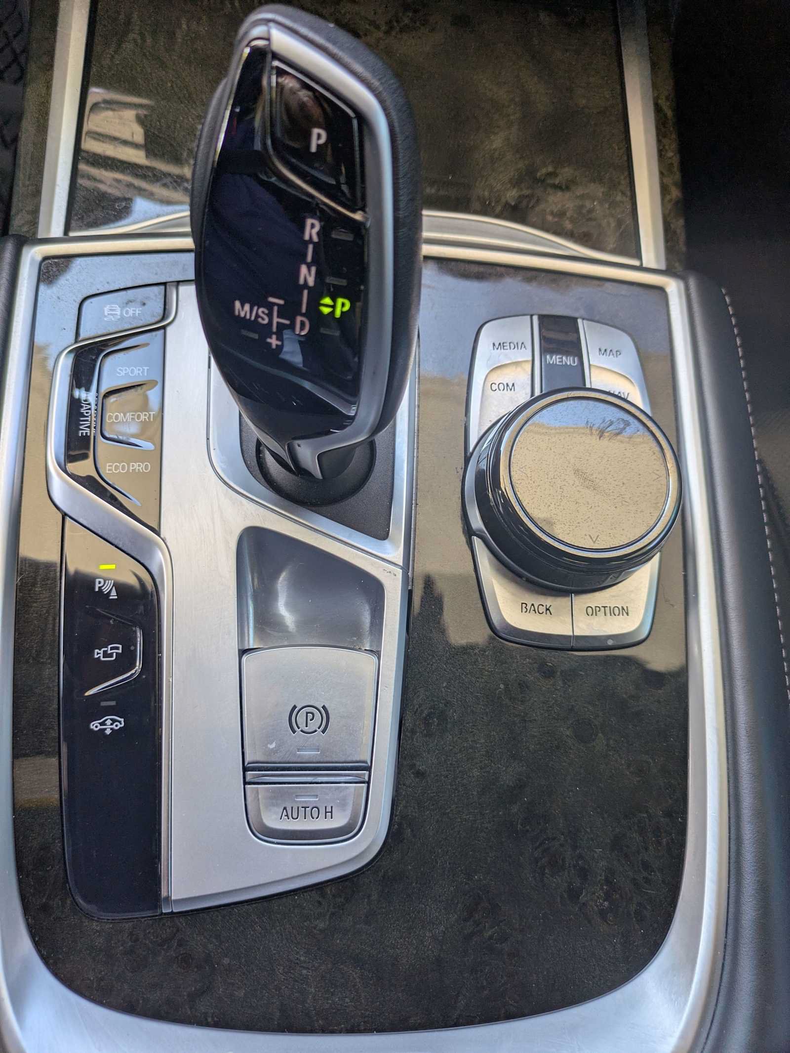 Used 2022 BMW 740i xDrive w/ M Sport Package AWD/4WD image 20