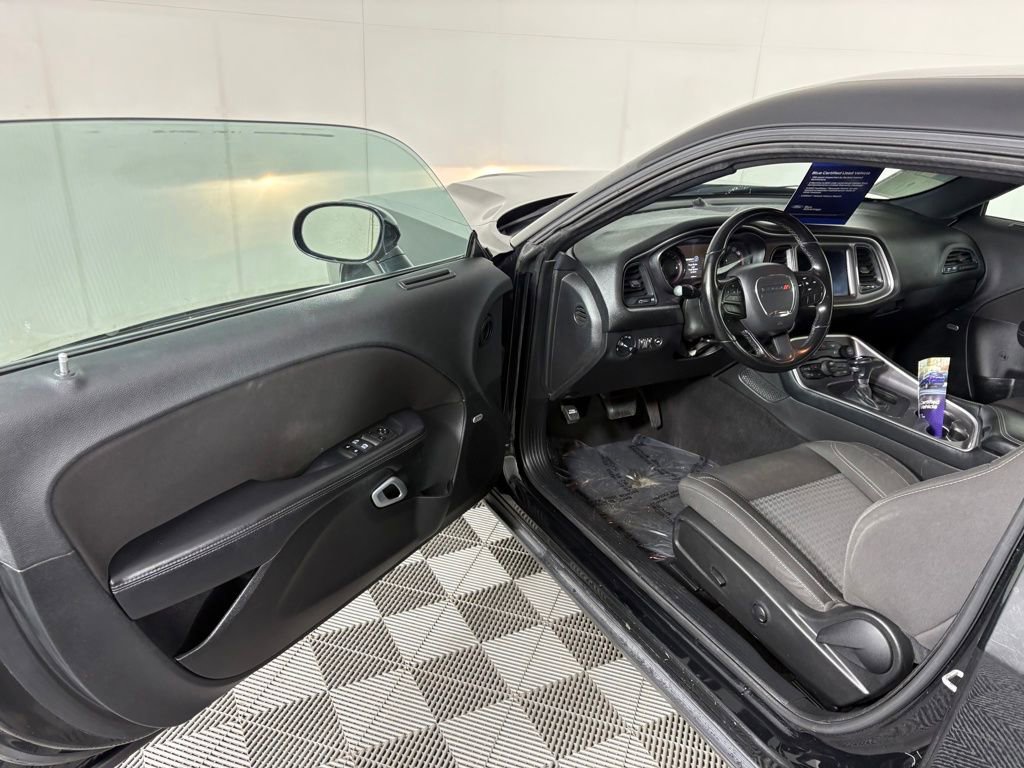 Used 2022 Dodge Challenger SXT w/ Blacktop Package image 11