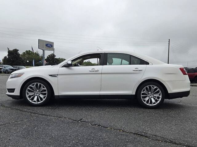 Certified 2019 Ford Taurus Limited FWD image 4