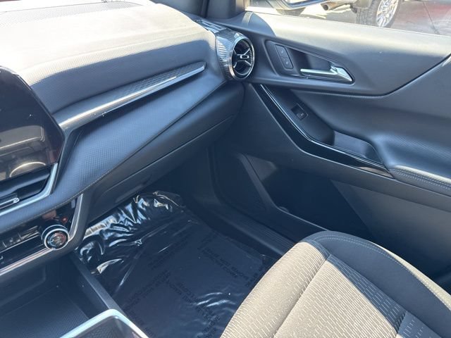 Used 2025 Chevrolet Equinox LT FWD image 35