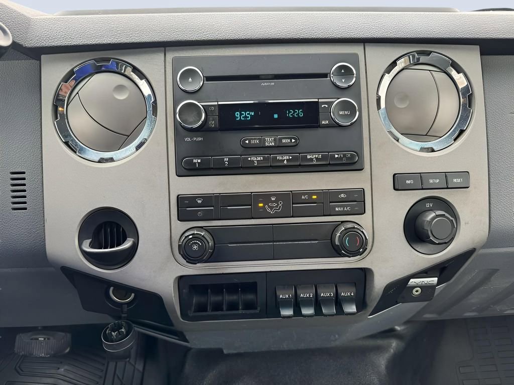 Used 2015 Ford F650 2WD Regular Cab Super Duty image 16