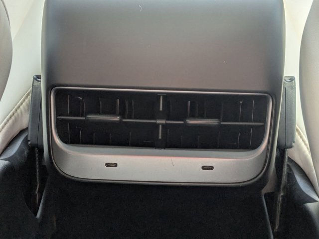 Used 2021 Tesla Model Y Long Range image 20