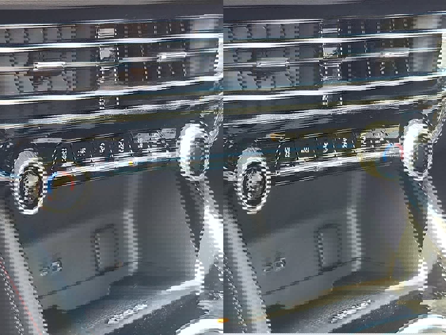 New 2026 Chevrolet Traverse Z71 w/ Enhanced Driving Package image 16