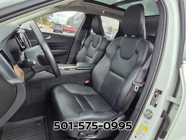 Used 2021 Volvo XC60 T5 Momentum w/ Protection Package Premier AWD/4WD image 8