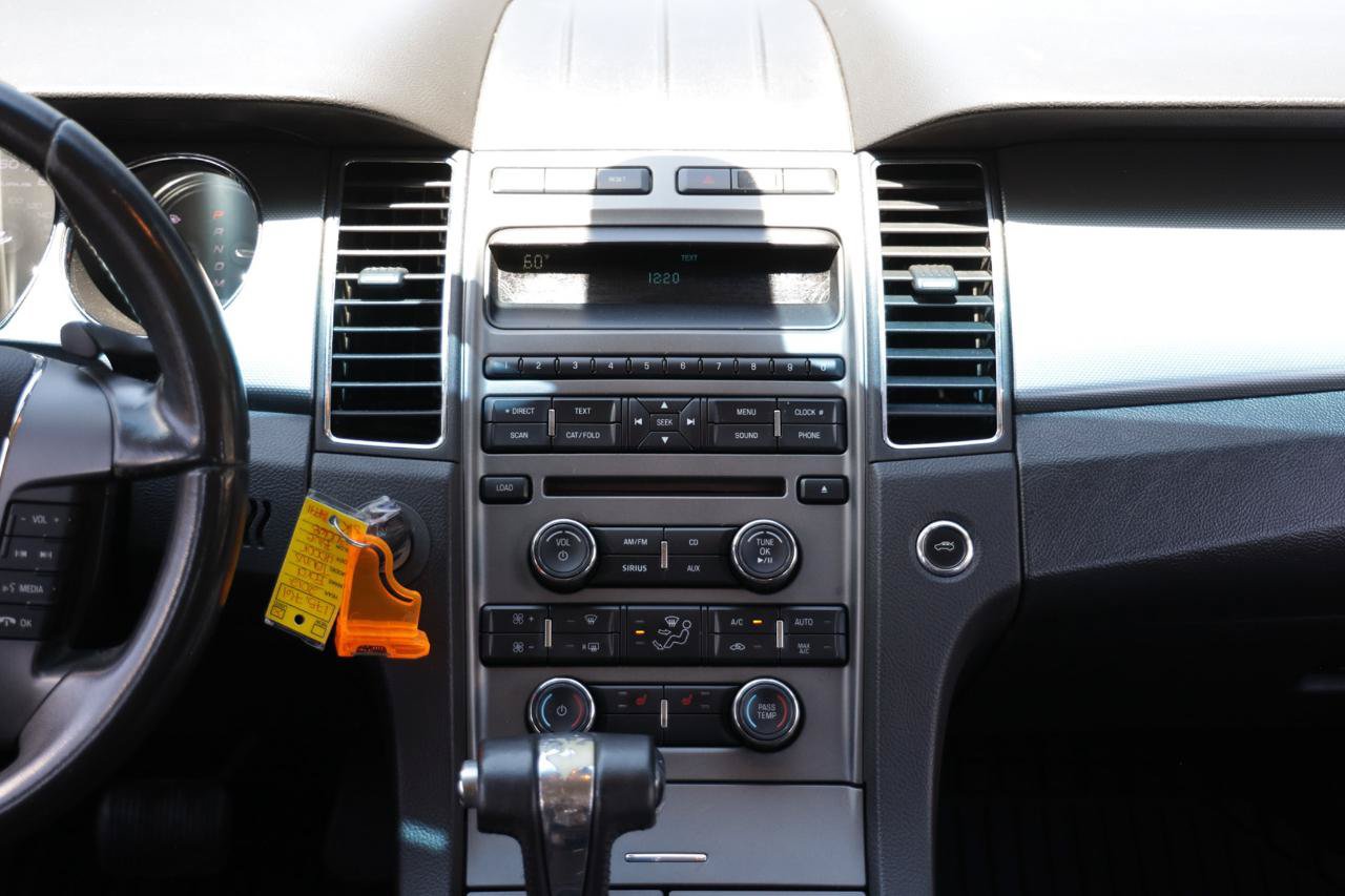 Used 2012 Ford Taurus SEL FWD image 31