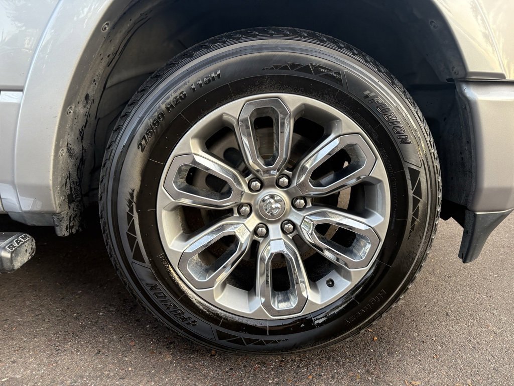 Used 2019 RAM 1500 Laramie w/ Sport Appearance Package image 5