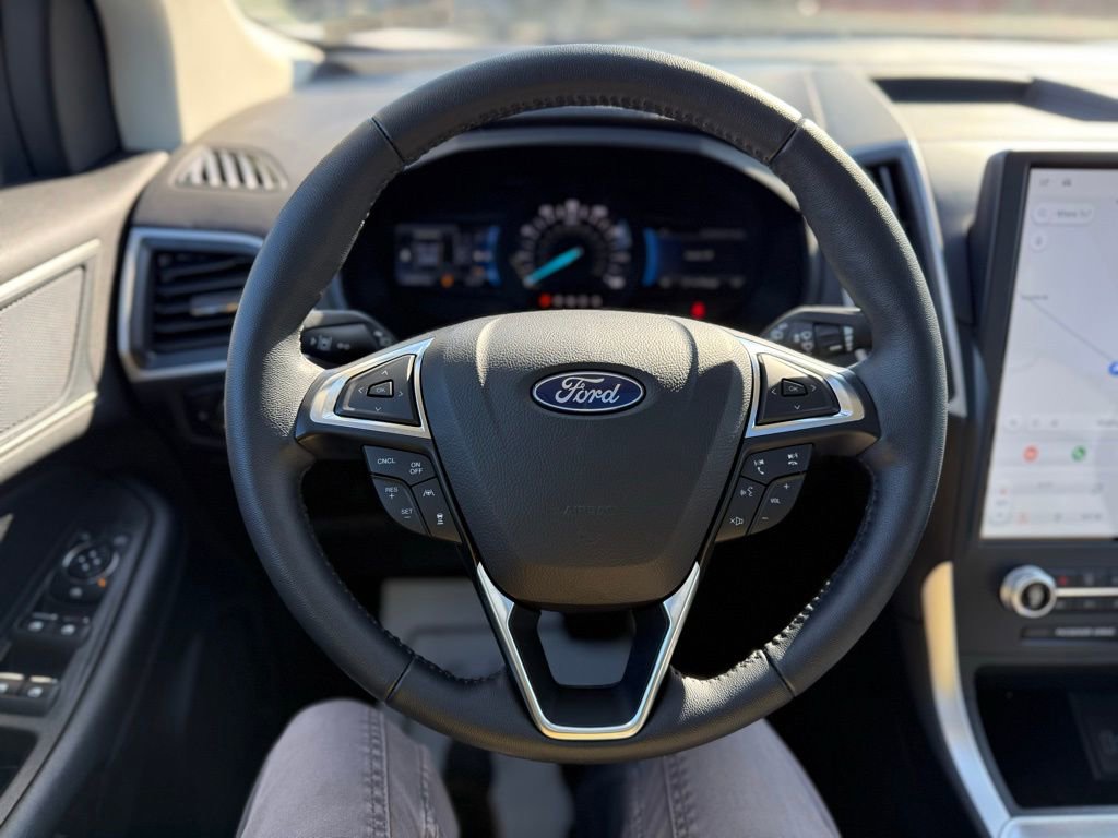 Used 2023 Ford Edge SEL w/ Convenience Package image 15