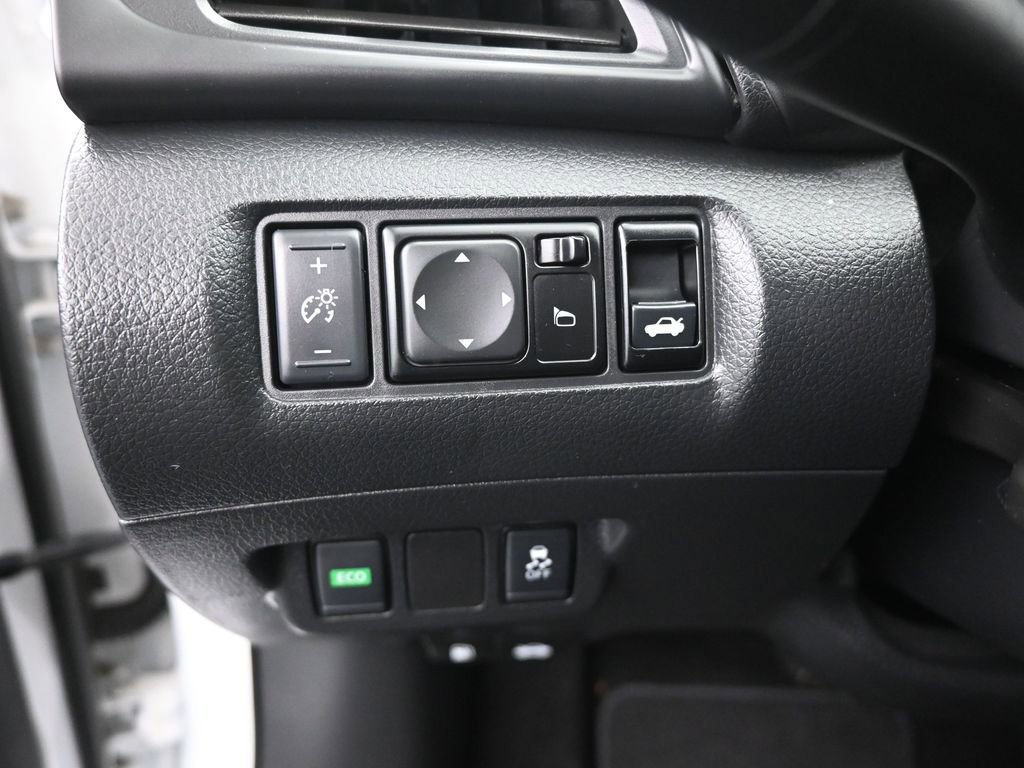 Used 2019 Nissan Sentra S image 17