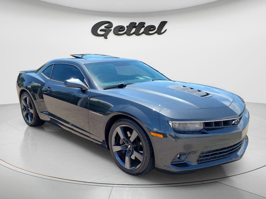Used 2014 Chevrolet Camaro SS w/ RS Package RWD image 3