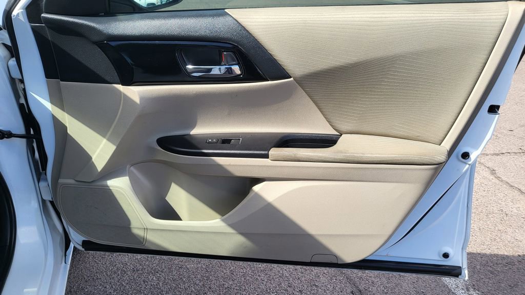 Used 2016 Honda Accord LX image 16