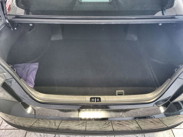 Used 2025 Toyota Camry LE FWD image 23