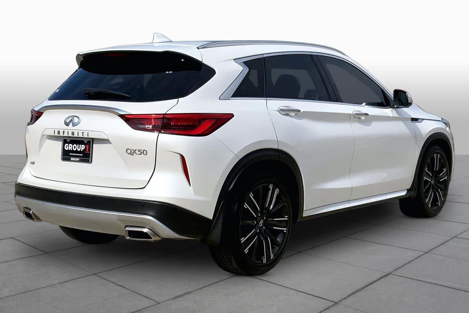 Used 2023 INFINITI QX50 Sensory AWD/4WD image 13