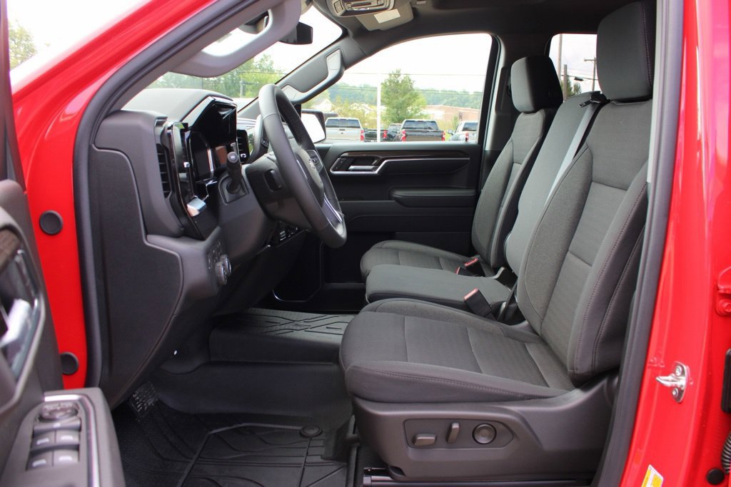 New 2026 Chevrolet Silverado 1500 LT w/ Safety Package AWD/4WD image 12