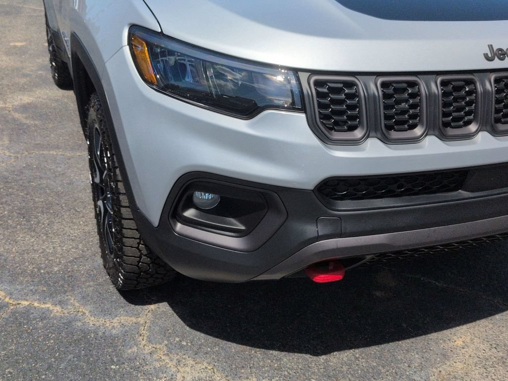 New 2026 Jeep Compass Trailhawk AWD/4WD image 8