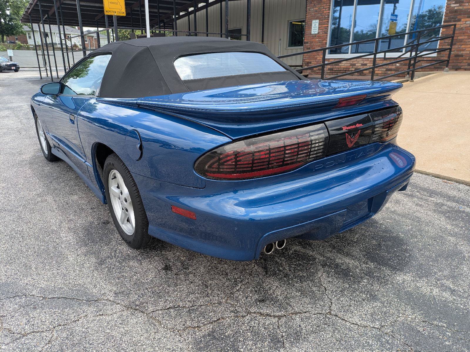 Used 1995 Pontiac Firebird Trans Am RWD image 5