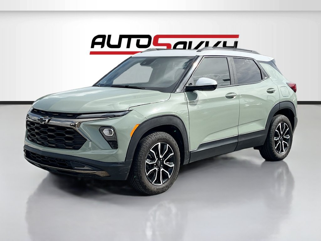 Used 2025 Chevrolet TrailBlazer ACTIV w/ Convenience Package AWD/4WD image 3