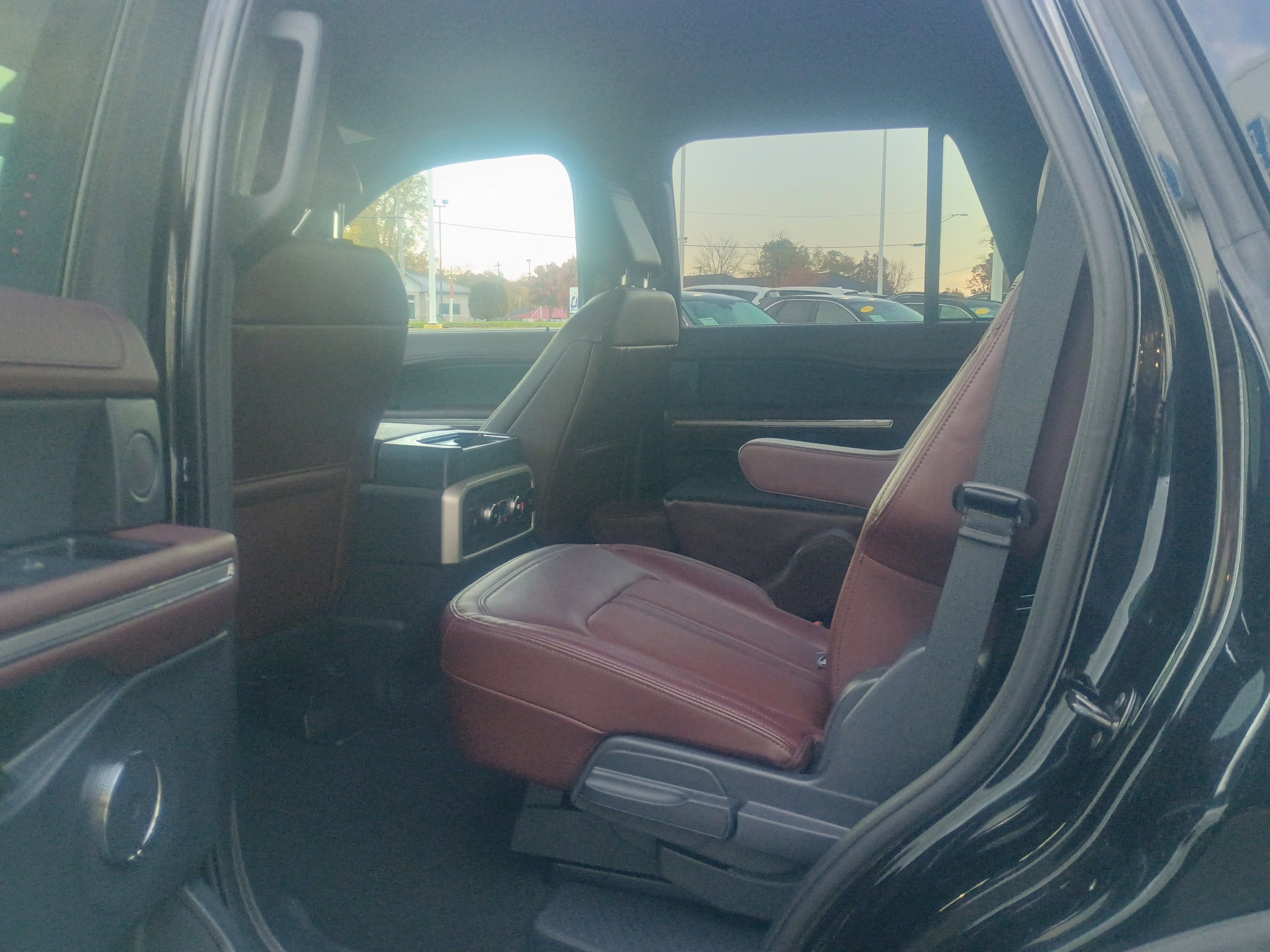 Certified 2024 Ford Expedition Limited image 22