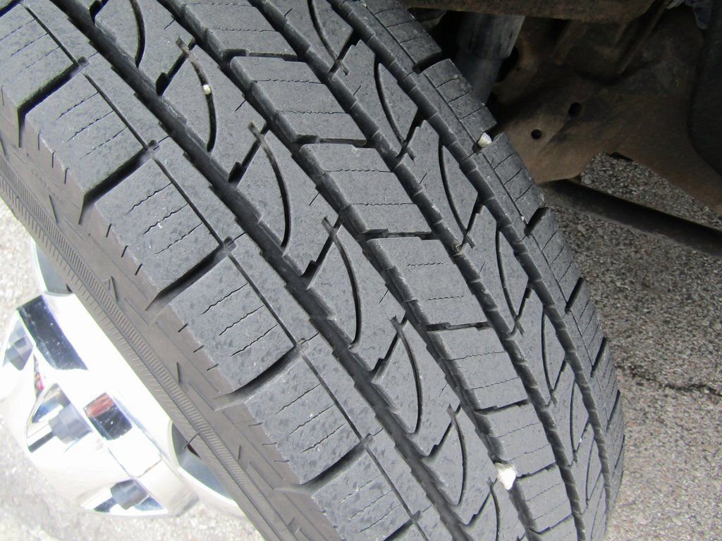 Used 2023 GMC Sierra 3500 Denali w/ Denali Ultimate Package image 38