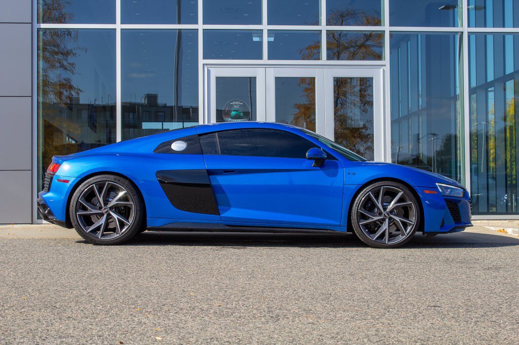 Used 2021 Audi R8 V10 RWD image 4