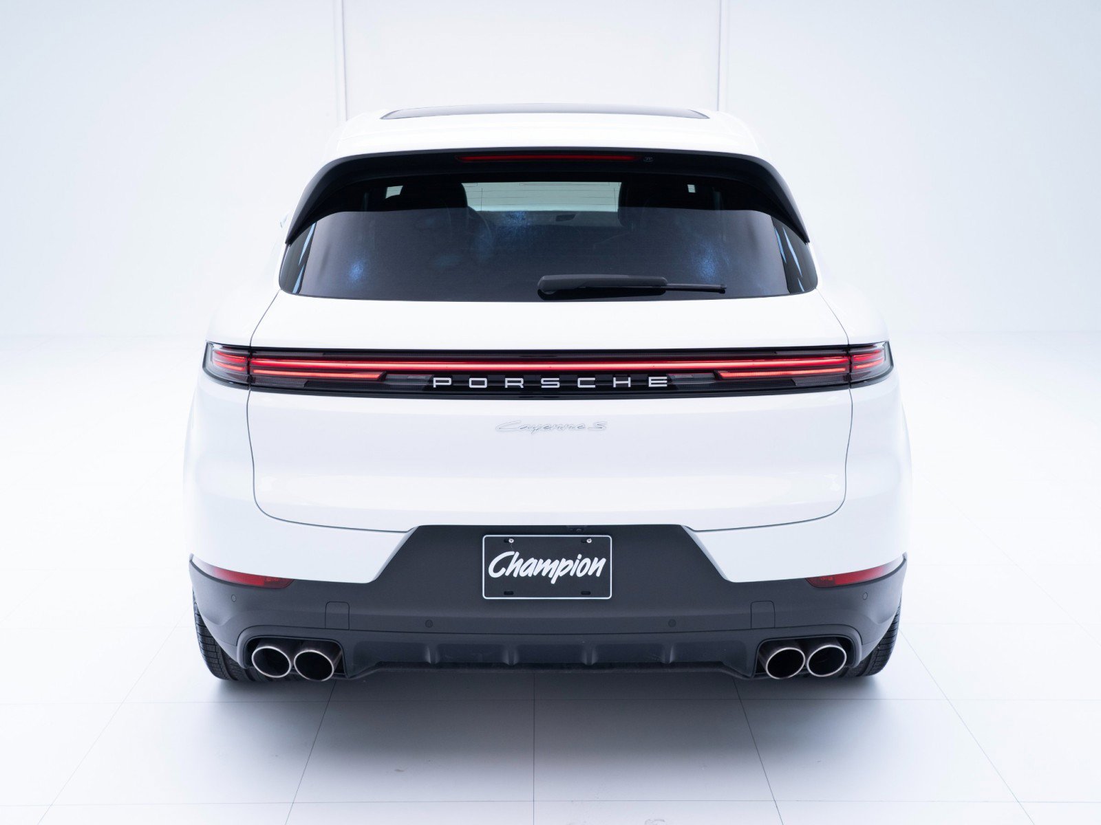 Certified 2025 Porsche Cayenne S image 10