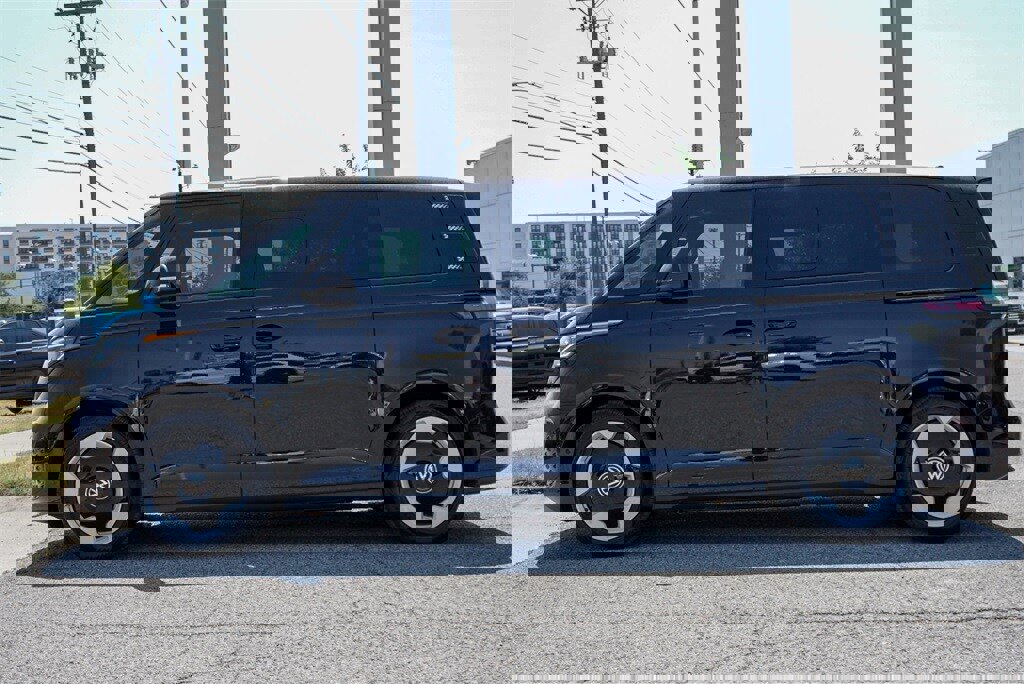 New 2025 Volkswagen ID. Buzz Pro S image 5